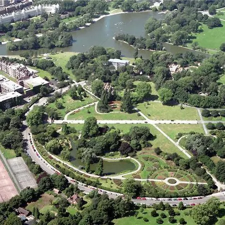 Regents Park Central * London