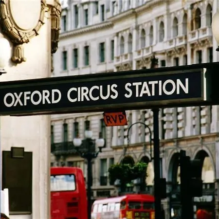Regents Park Central Apartman