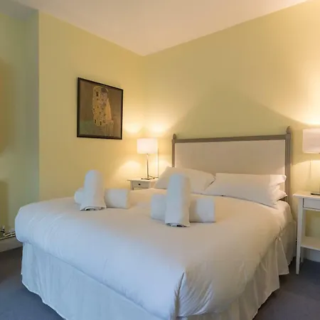 44a Palace Gardens Terrace London