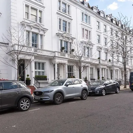 Apartment 44a Palace Gardens Terrace London