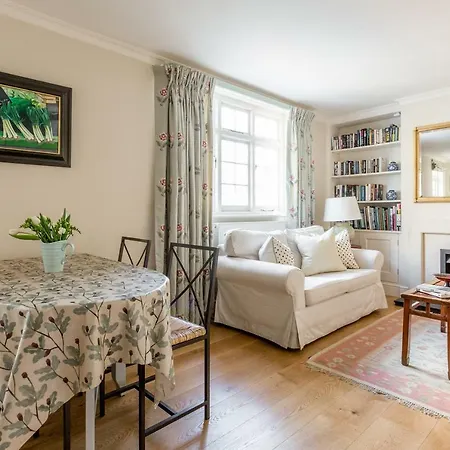 Kynance Mews By Onefinestay Apartment London