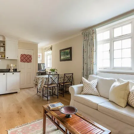 Kynance Mews By Onefinestay *