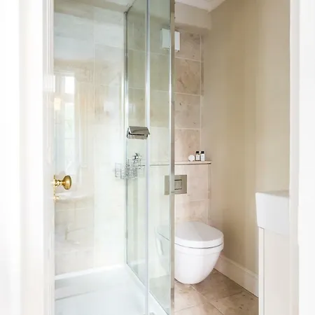 Apartment Kynance Mews By Onefinestay *