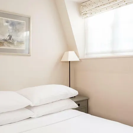 Kynance Mews By Onefinestay Apartment