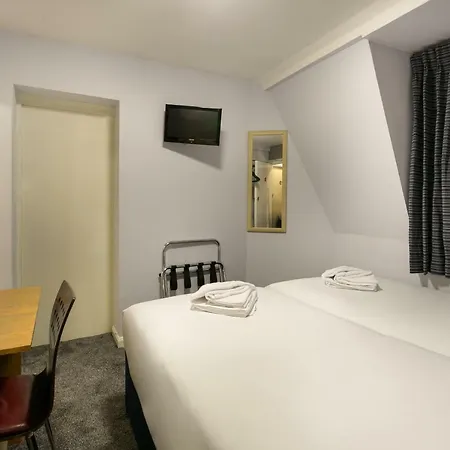 Otel Victoria Station 2*