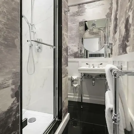 Luxurious Mayfair By Hyde Park Apartment London