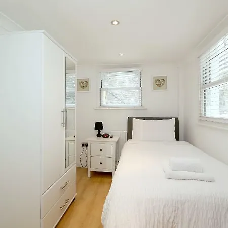 Oyo 141 Argyle Square Kings X Appartamento *