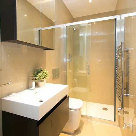 Hotel Oyo 142 Middlesex St 1 Bed London