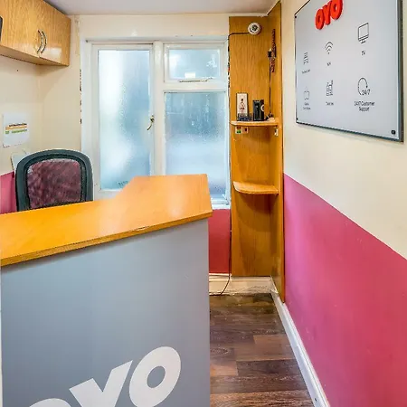 Oyo Bakers Victoria 3*