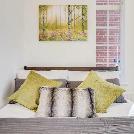 Bed & Breakfast The Bower's House Kew London