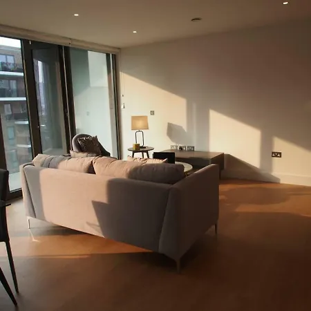 Stunning Brand New - Westminster Apartment *