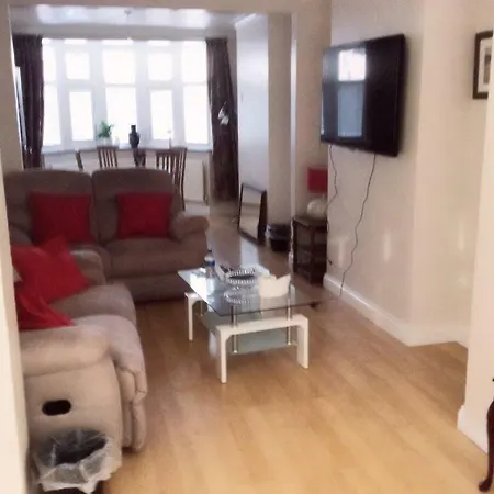 Σπίτι διακοπών Town Centre Four Bedrooms, Five Beds House Bexleyheath