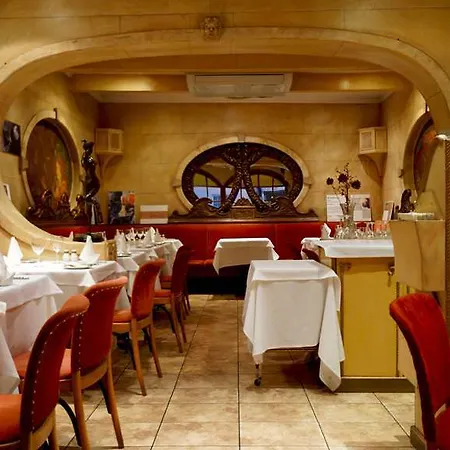 Guest house La Gaffe - London