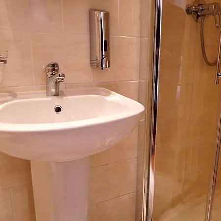 La Gaffe - Guest house London