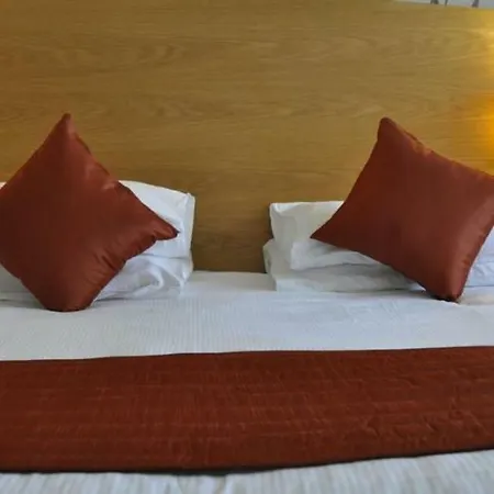 Отель Kensington Court - Earls Court 3*