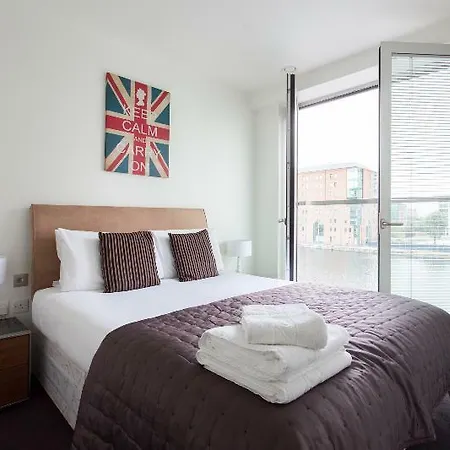 Baltimore Wharf 2* London