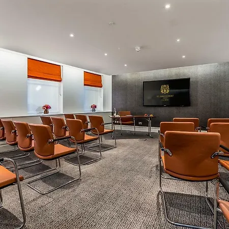 Hotel St. James' Court, A Taj Hotel, Londra