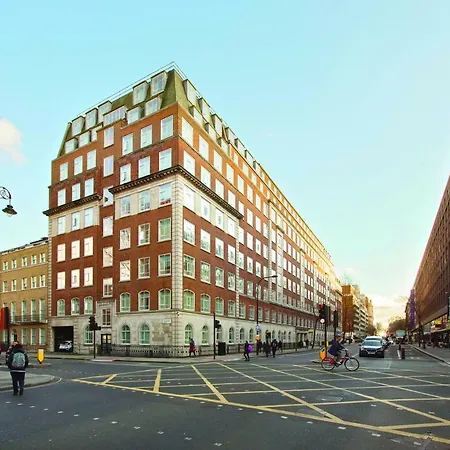 Apart-hotel Destiny Student - Bloomsbury 2*