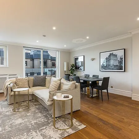 Astonishing Flats Near Mayfair & Piccadilly Circus *