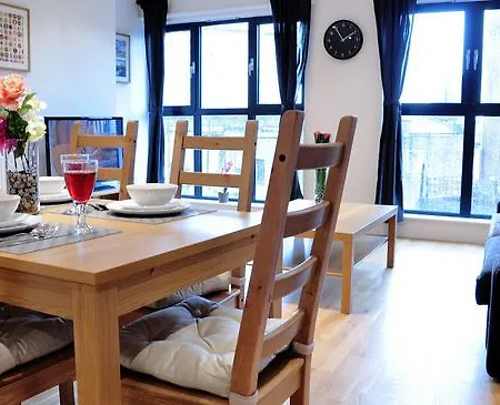 Whitechapel Hotel 4*