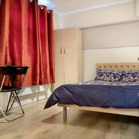 Saltwell Street Deluxe En *