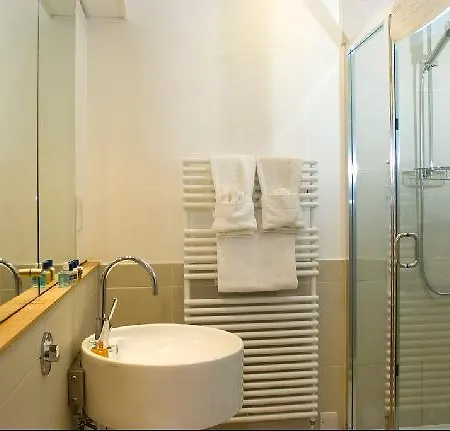 Oakwood Spitalfield Lofts Hotell Richmond (Greater London)