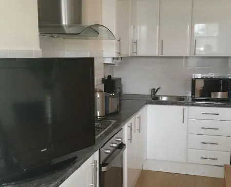 Paradise 1 Bedroom Cozy Hotel Croydon