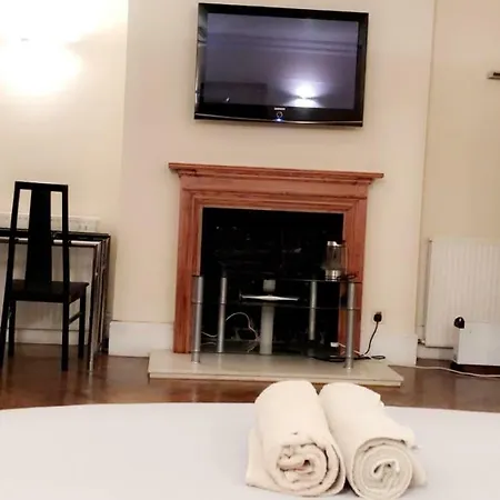 Apartment Hyde Park Residences London