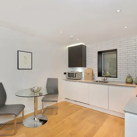 Wigmore Serviced By Globe Apartment London
