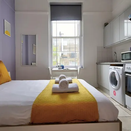 Bayswater Apartments * London