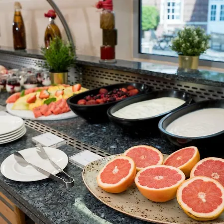 De Vere Devonport House Hotel 4*