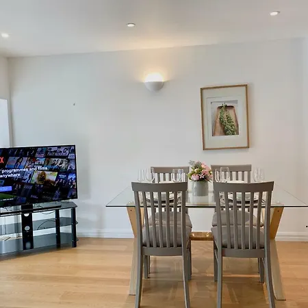 Lexham Gardens By Mayfair * London