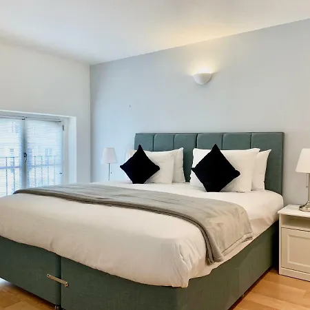 Lexham Gardens By Mayfair Apartment