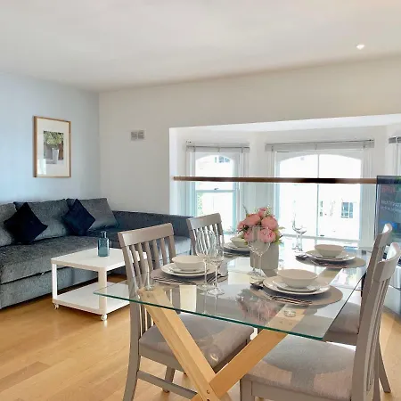 Lexham Gardens By Mayfair *