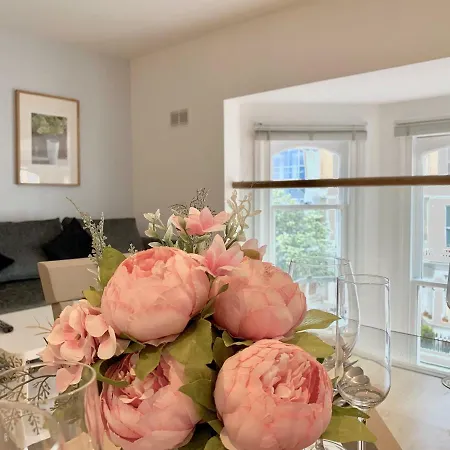 Lexham Gardens By Mayfair Apartment *