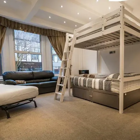 Acton Hill Guest house Ealing