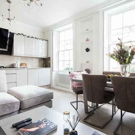 Star Street By Lime Street * London