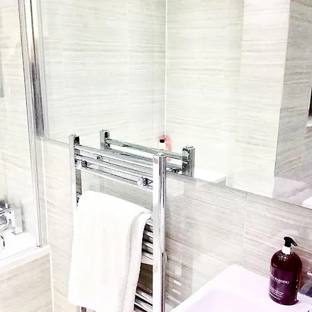 Apartment Harrow London