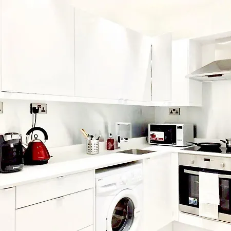 Harrow Apartment *