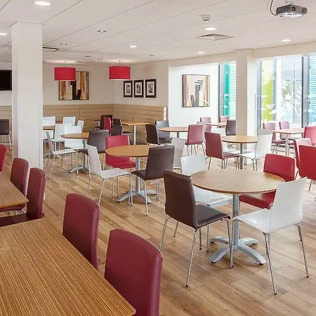 Hotel Ibis Budget London Heathrow Cranford