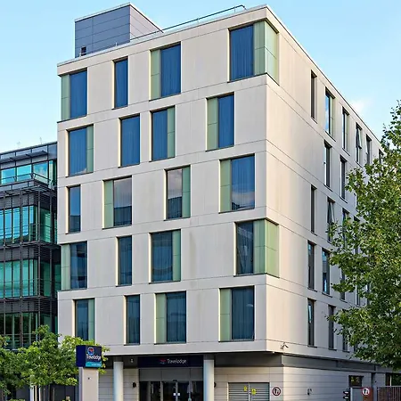 Hotel Travelodge London Ealing
