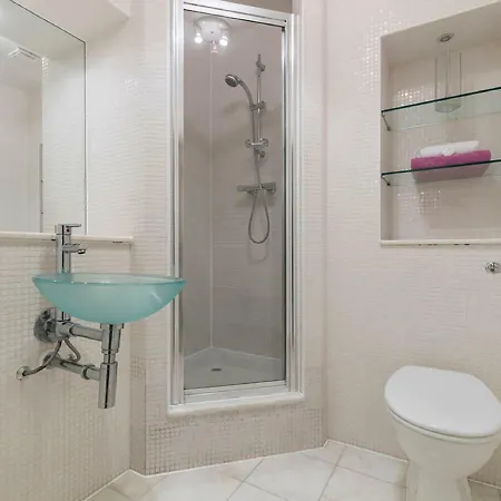 Antonine Heights Apartment London