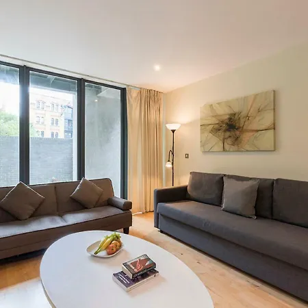 Antonine Heights London