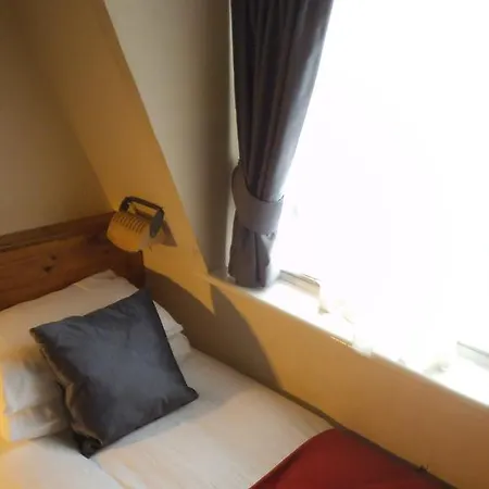Arran House 3* Londra