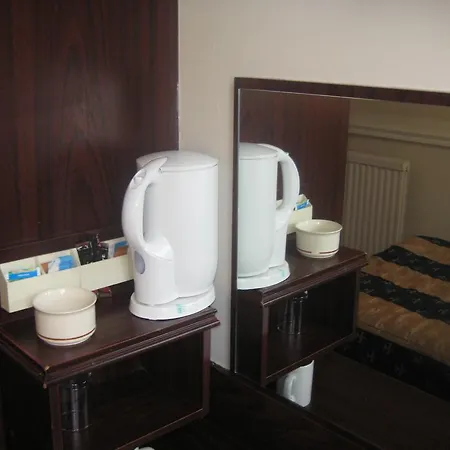 Hallam Hotel