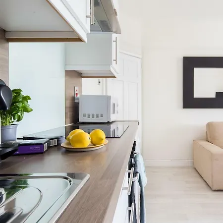 Leinster Gardens By Lime Street Apartment London