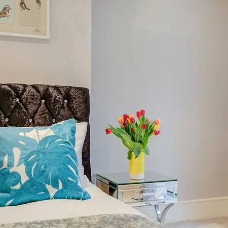 Superb Marylebone Homes * London