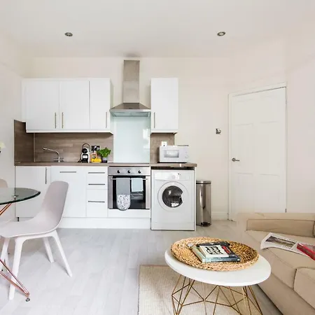 Leinster Gardens By Lime Street Apartment *