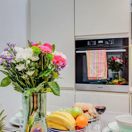 Superb Marylebone Homes * London