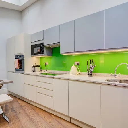 Superb Marylebone Homes * London